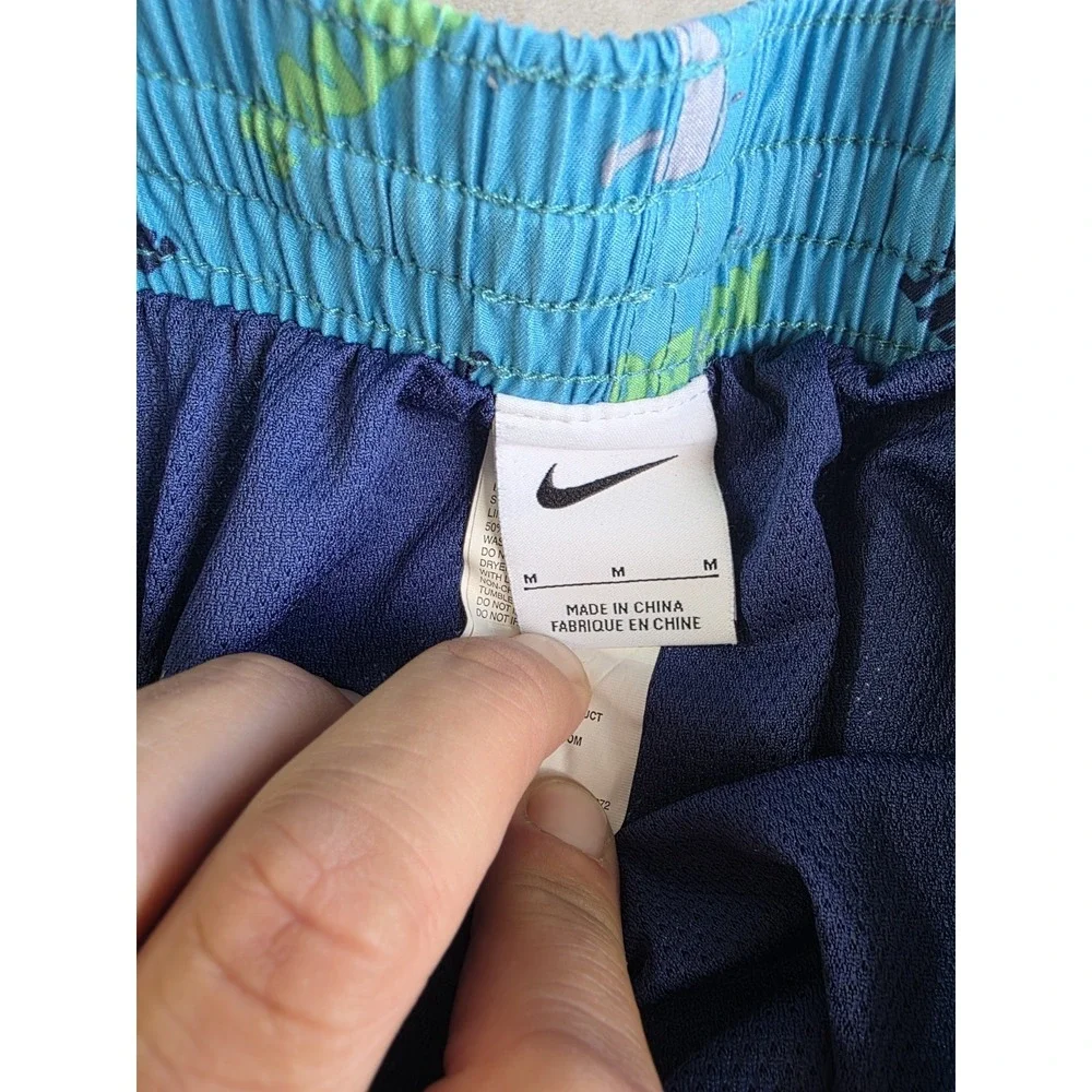 Nike men medium